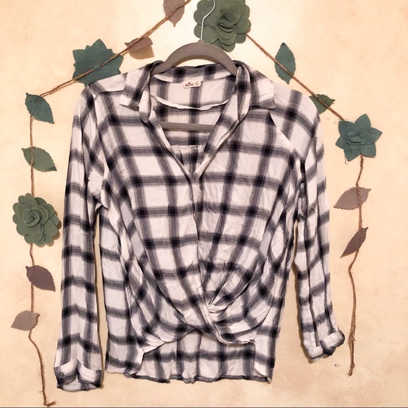 Hollister Tops - Plaid Hollister CrissCross Shirt